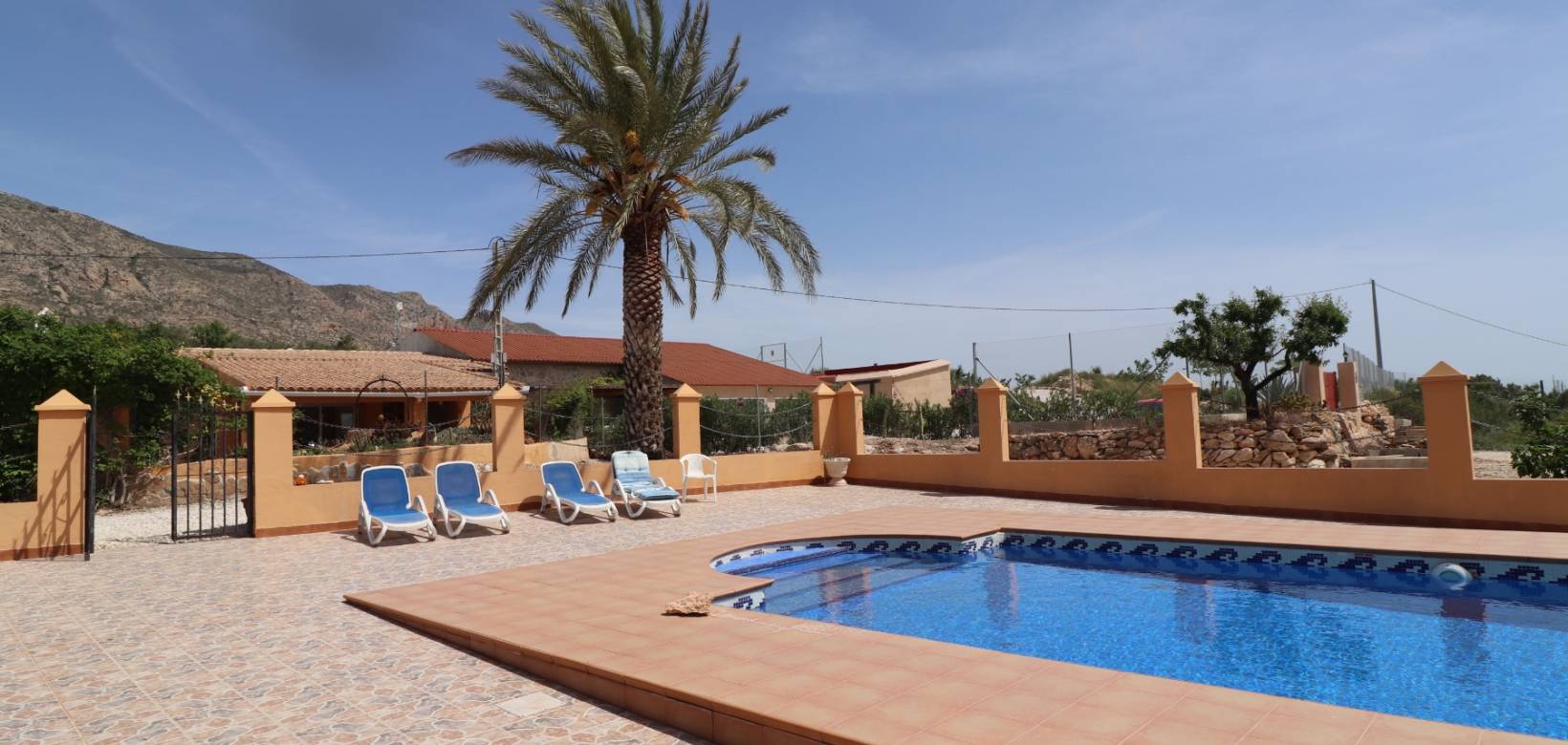 Venta - Villa - Hondón de las Nieves - La Canalosa