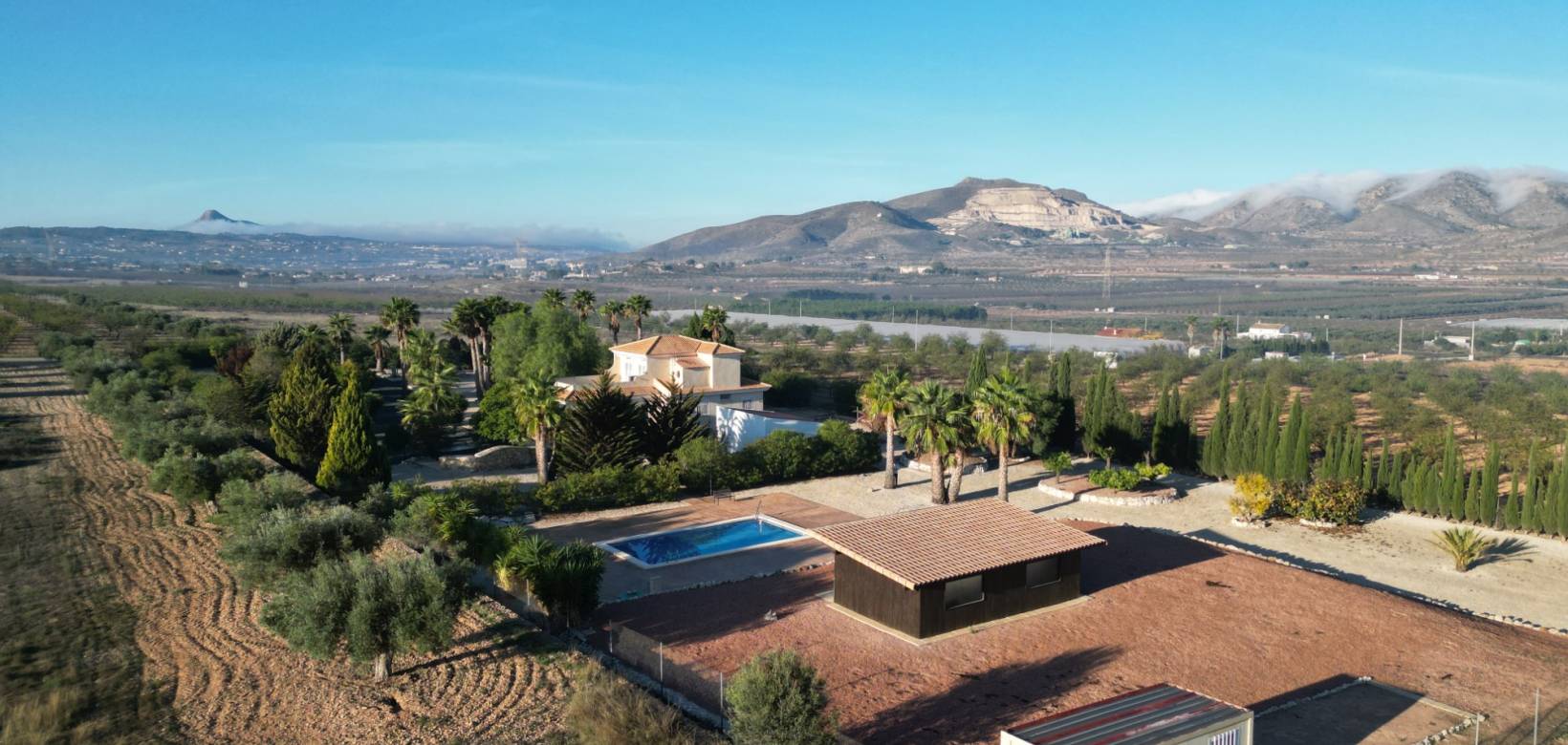 Venta - Villa - Hondón de las Nieves