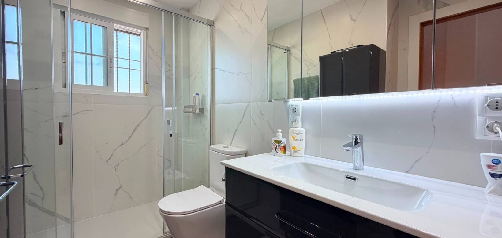 Venta - Villa - Lomas de Cabo Roig - Orihuela Costa