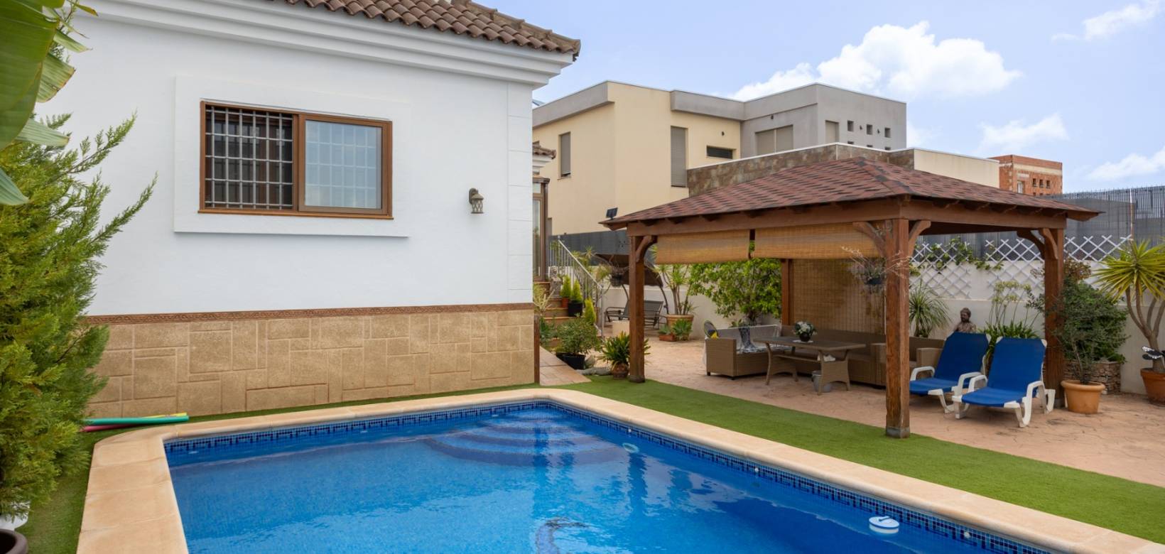 Venta - Villa - Los Montesinos - La Herrada