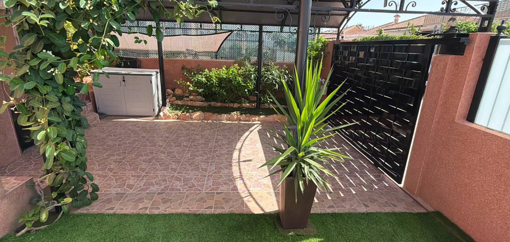 Venta - Villa - Los Montesinos - La Herrada