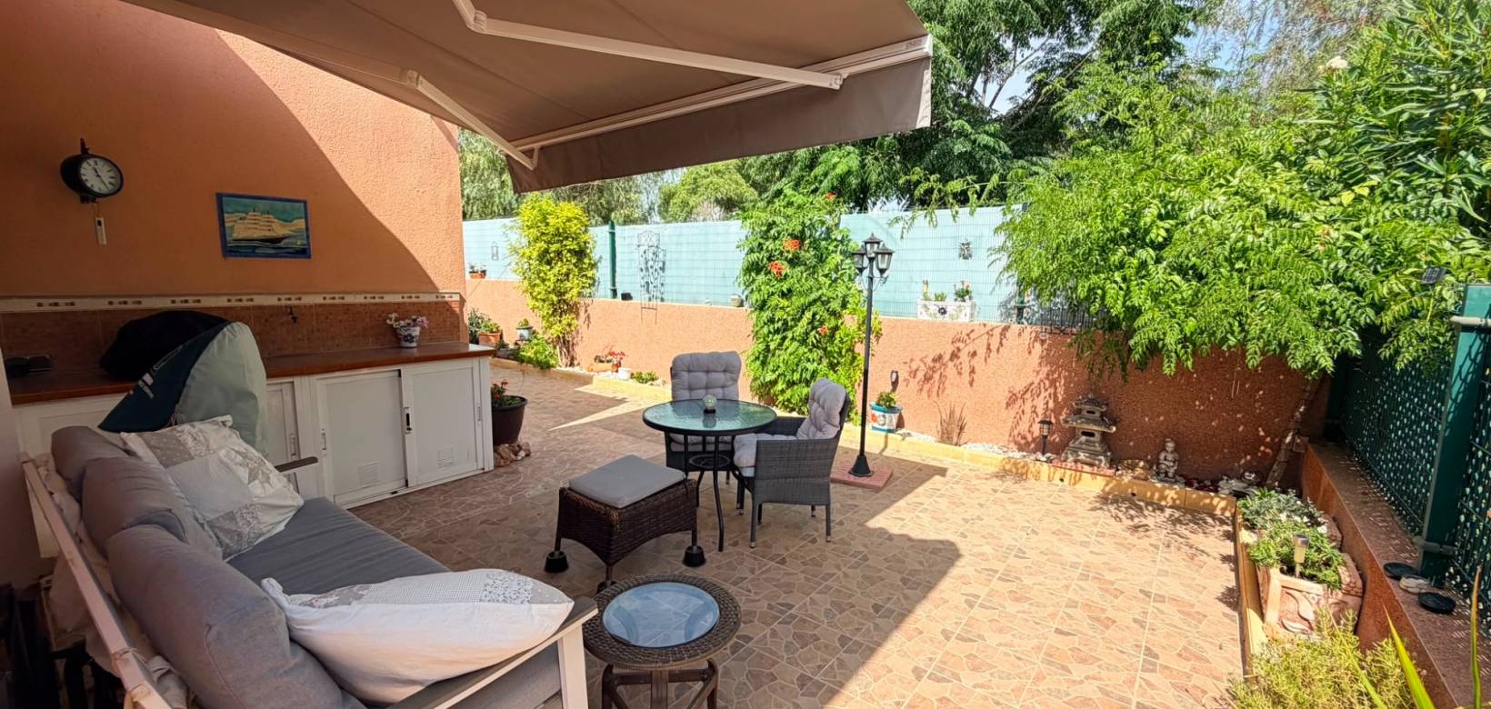 Venta - Villa - Los Montesinos - La Herrada