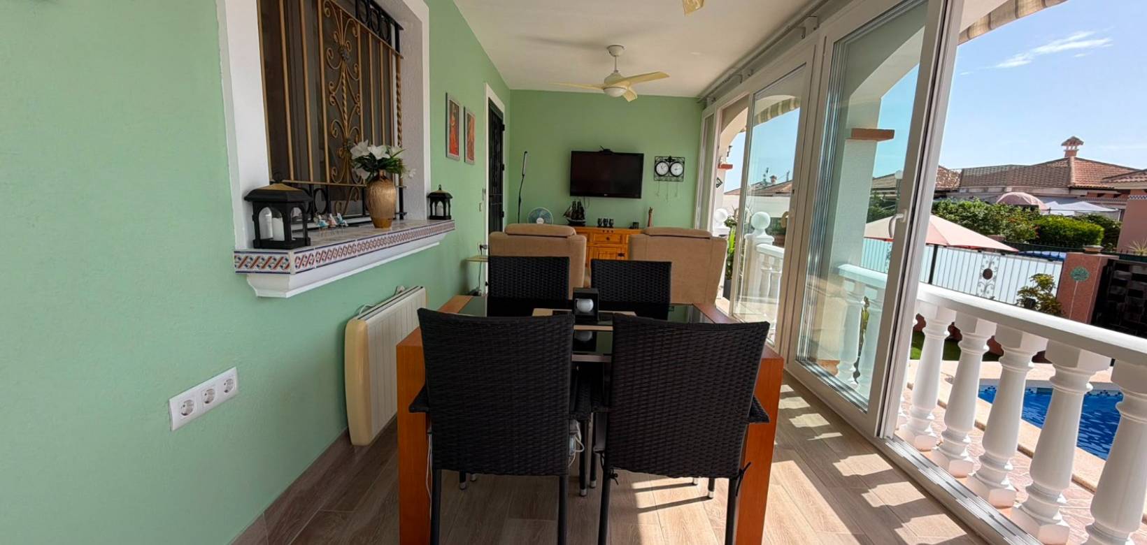Venta - Villa - Los Montesinos - La Herrada