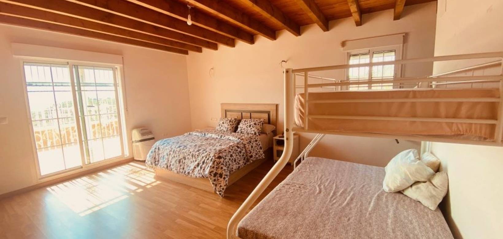 Venta - Villa - Macisvenda
