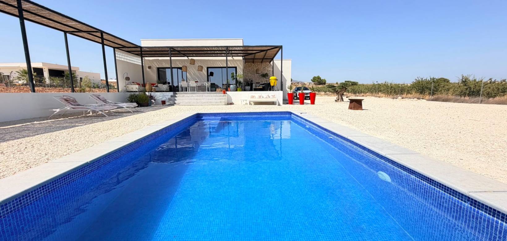 Venta - Villa - Pinoso