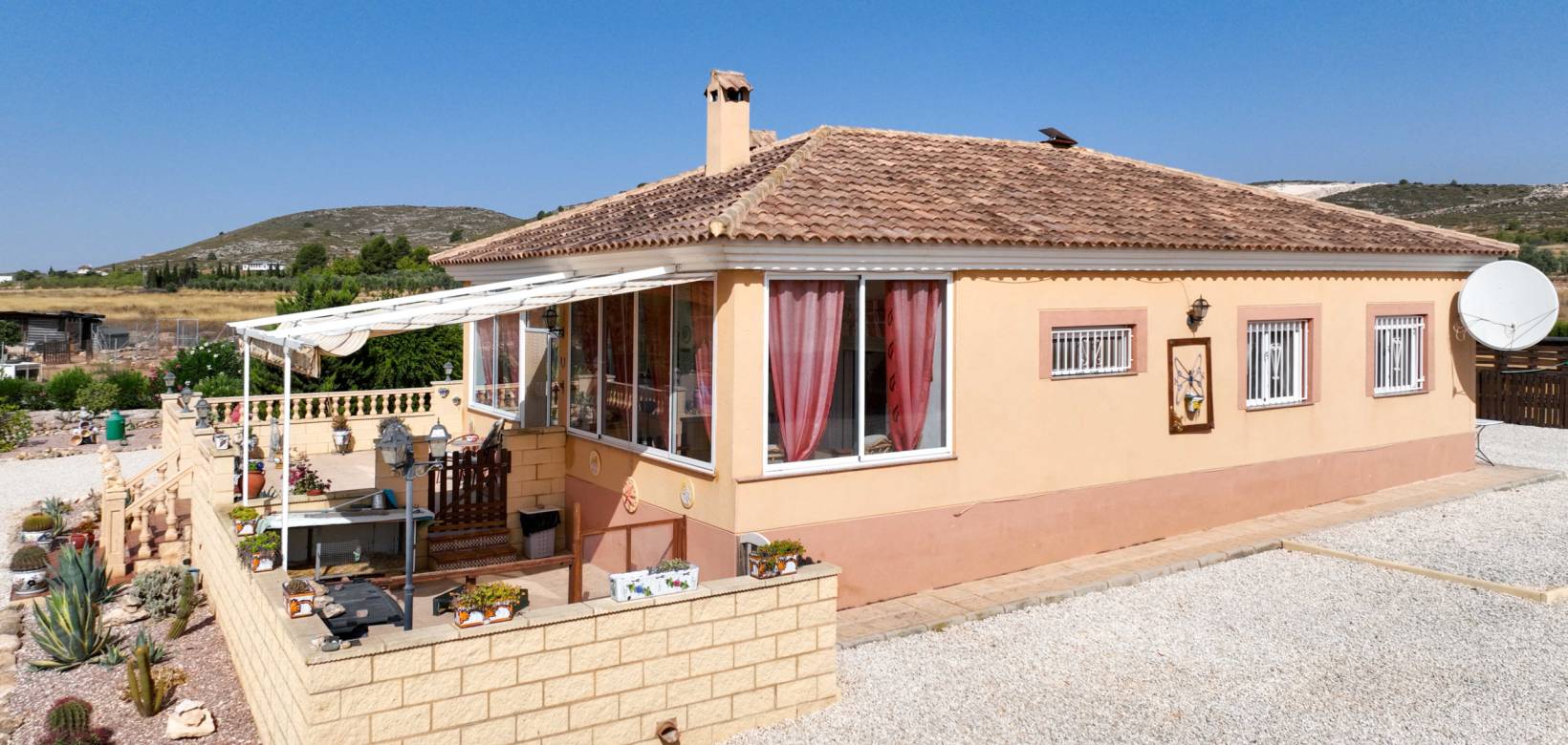 Venta - Villa - Pinoso