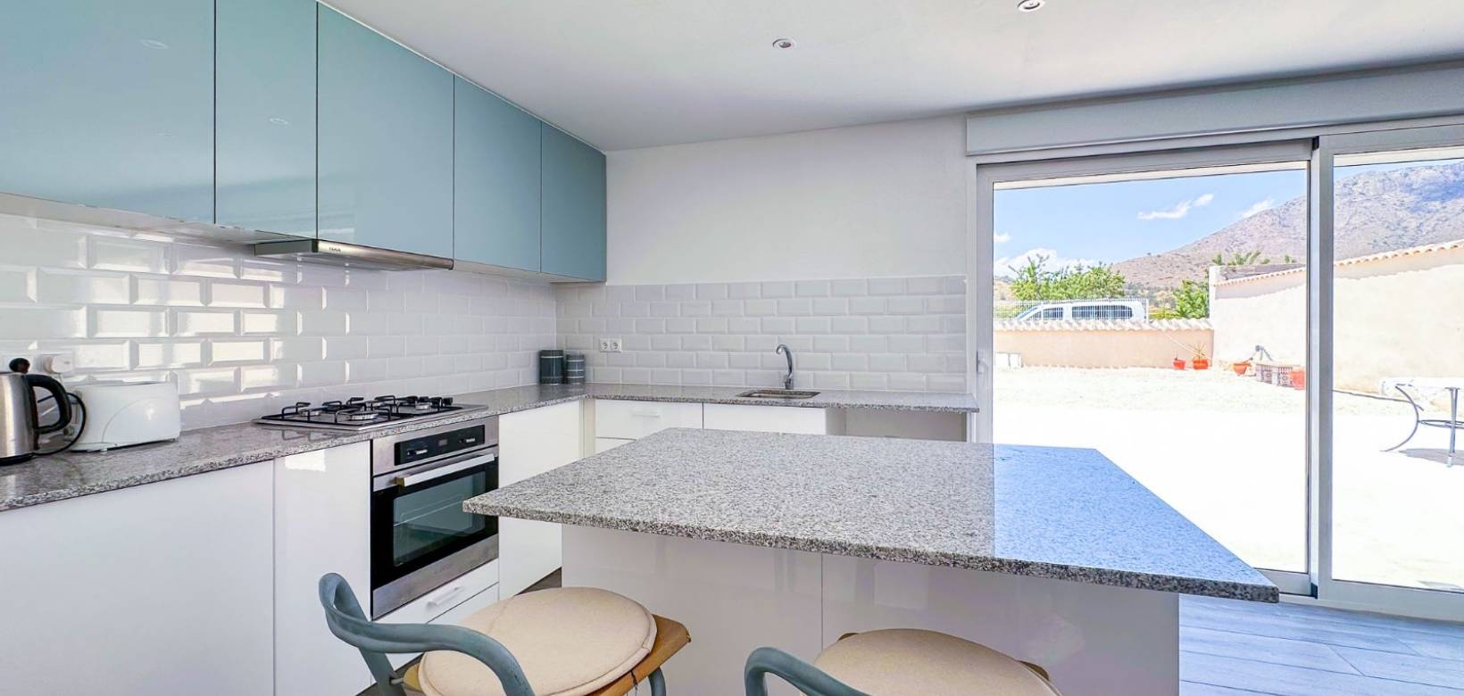 Venta - Villa / Semi separado - Barbarroja