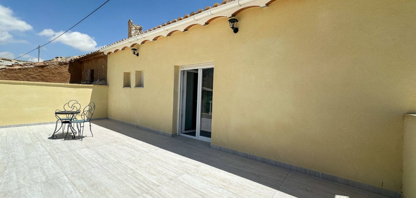 Venta - Villa / Semi separado - Barbarroja