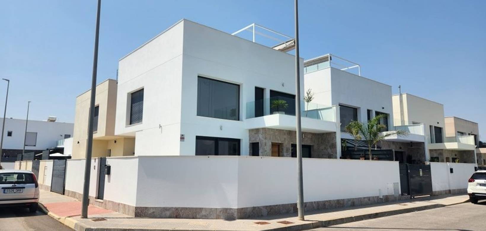 Venta - Villa / Semi separado - Daya Vieja