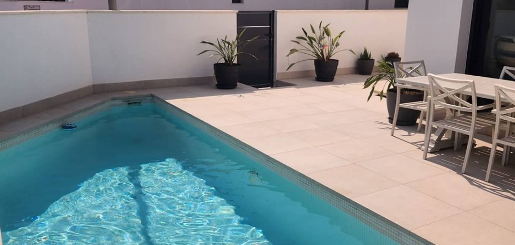 Venta - Villa / Semi separado - Daya Vieja