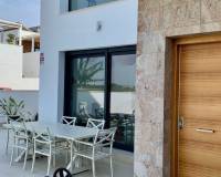 Venta - Villa / Semi separado - Daya Vieja