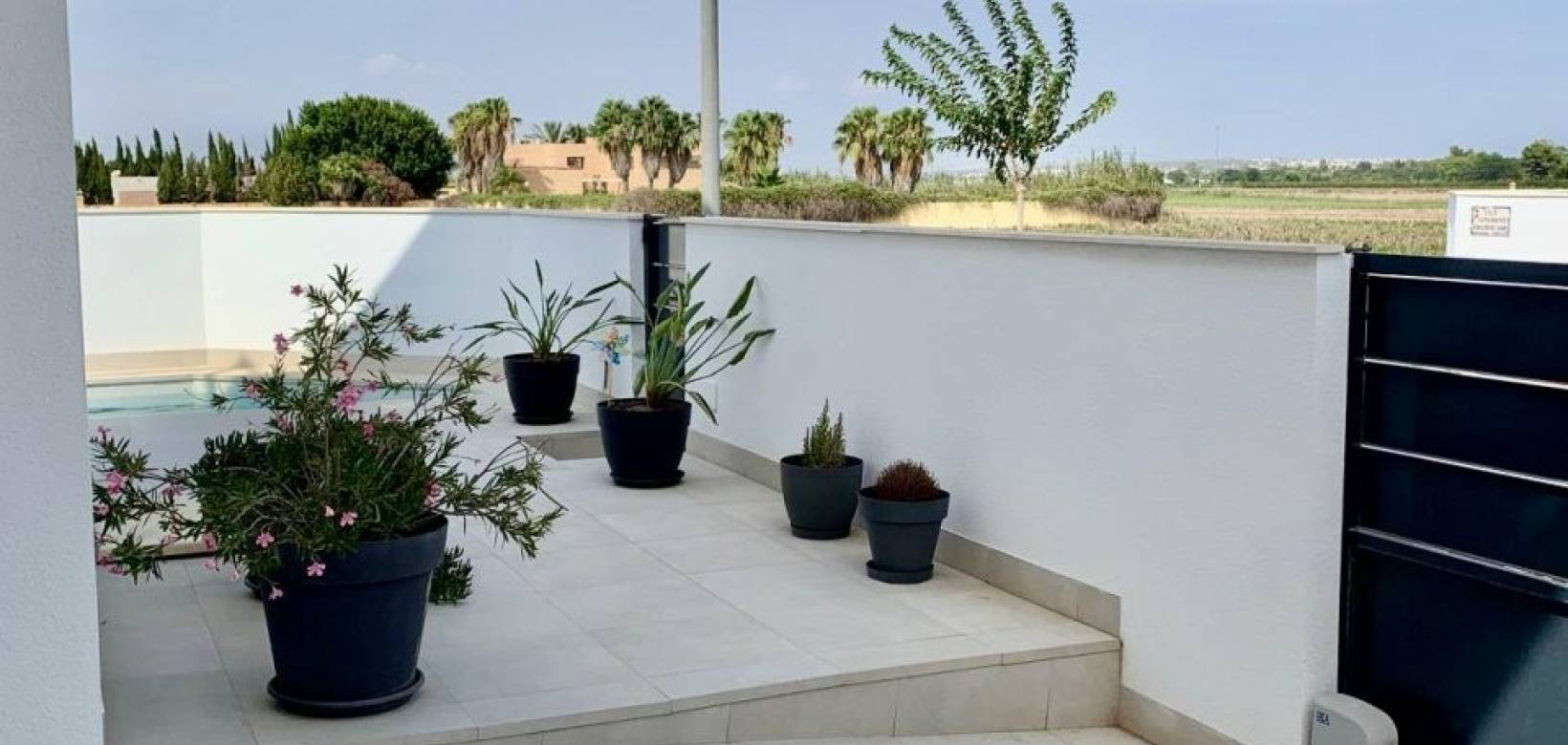 Venta - Villa / Semi separado - Daya Vieja