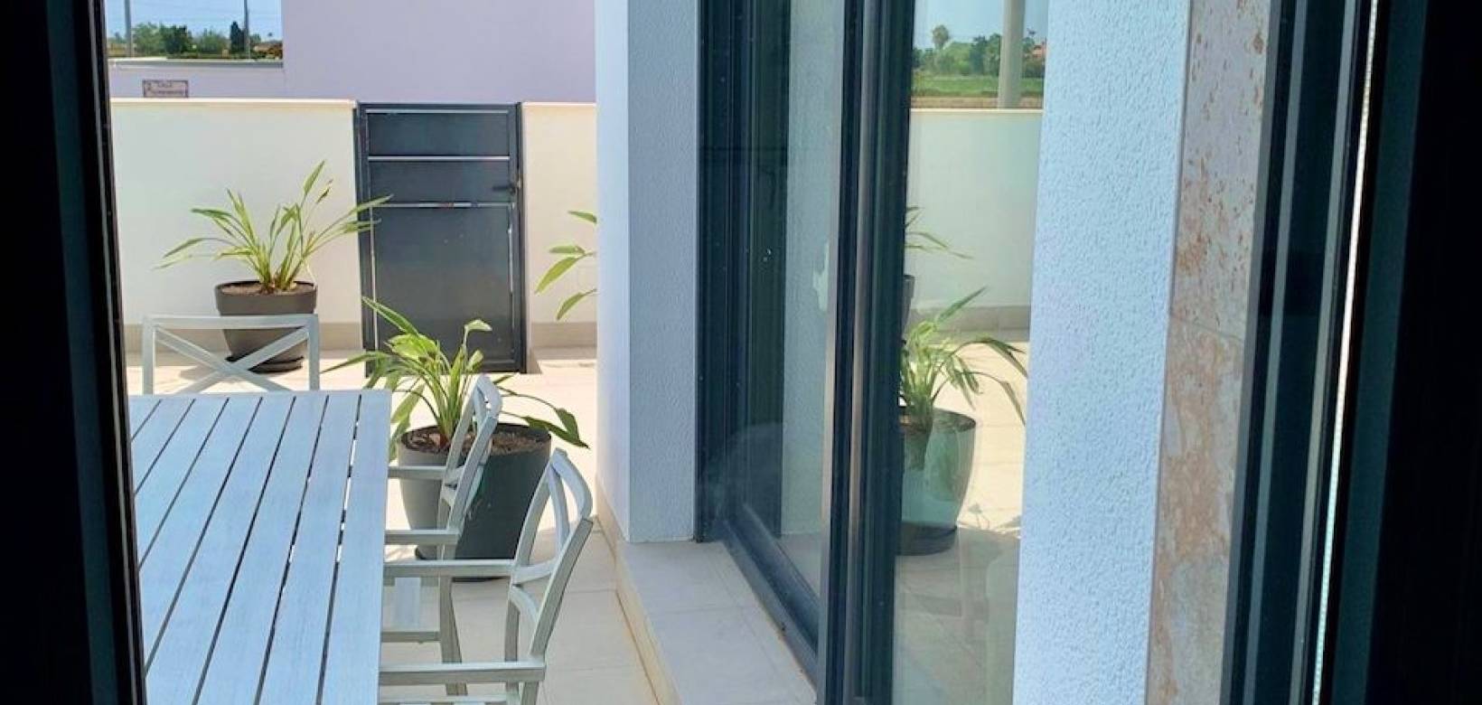 Venta - Villa / Semi separado - Daya Vieja