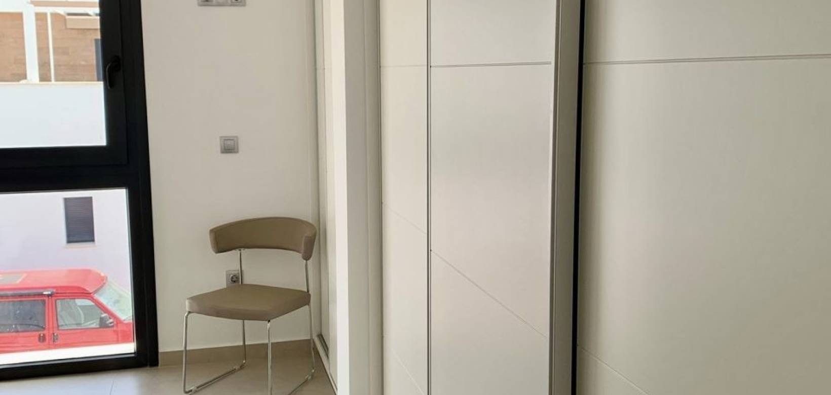 Venta - Villa / Semi separado - Daya Vieja