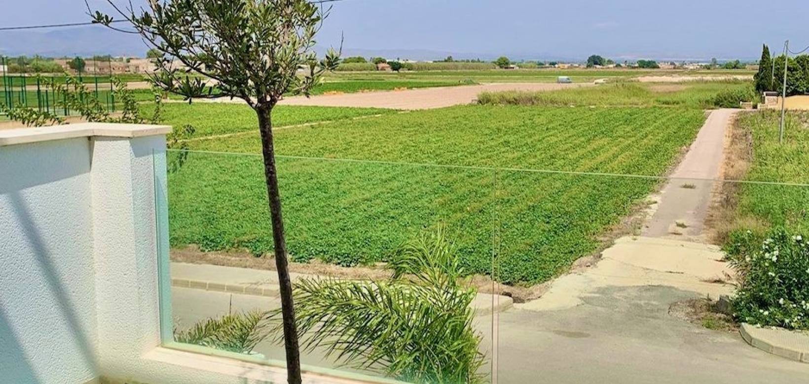 Venta - Villa / Semi separado - Daya Vieja