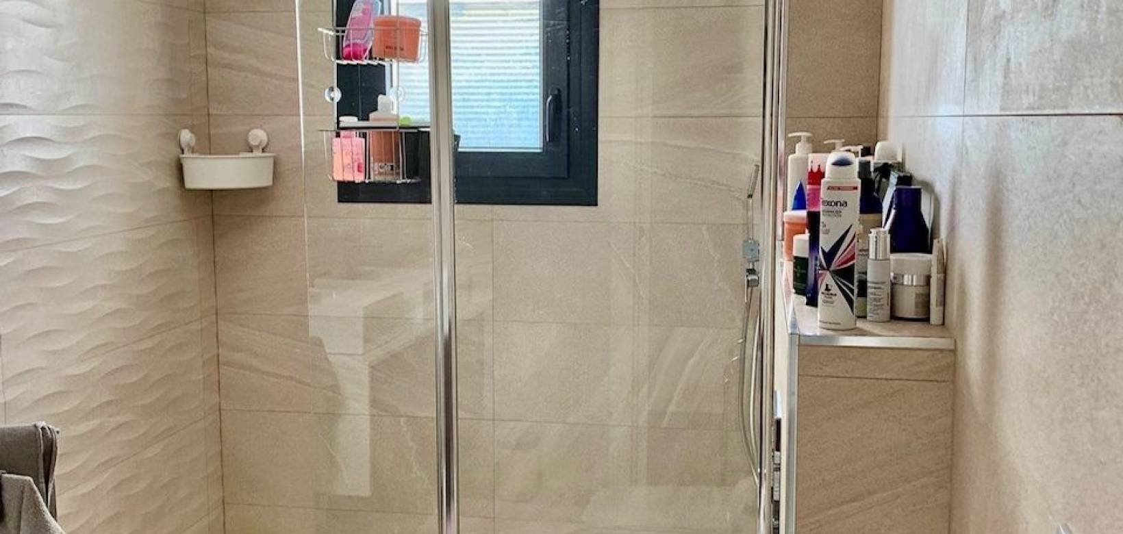 Venta - Villa / Semi separado - Daya Vieja