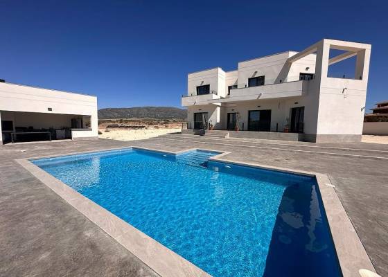 Villa - Nueva construcción  - Pinoso - Pinoso