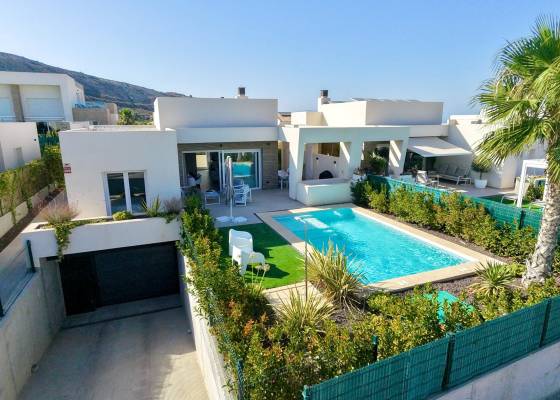 Villa - Resale - Algorfa - La Finca Golf Resort