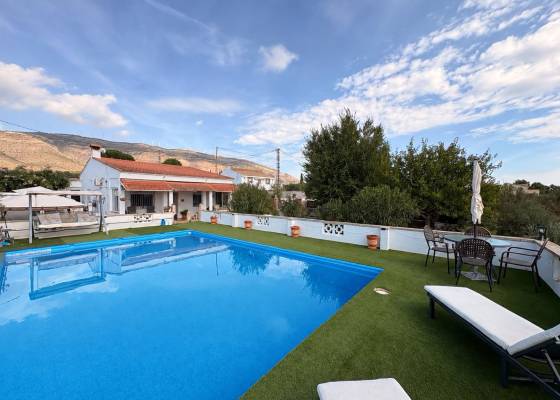 Villa - Resale - Caudete - Caudete