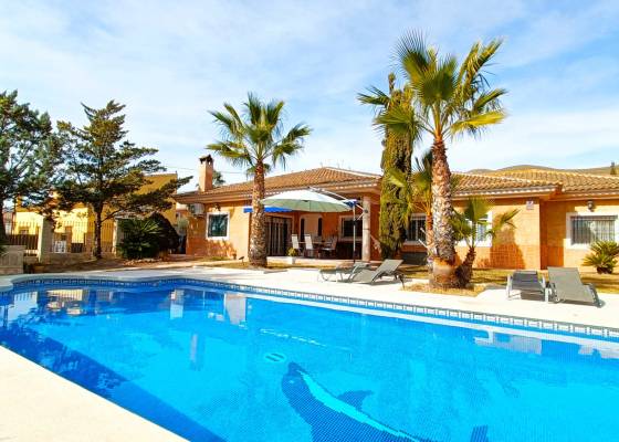 Villa - Resale - Hondón de los Frailes - Hondón de los Frailes