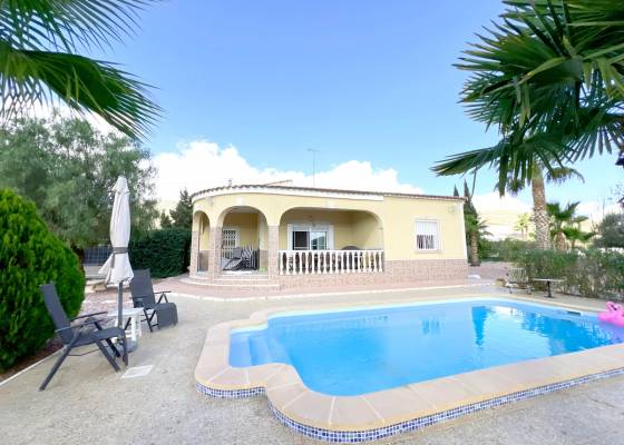 Villa - Resale - Hondón de los Frailes - Hondón de los Frailes