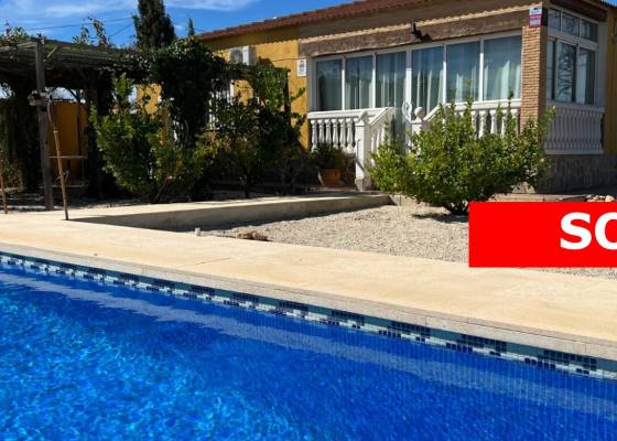 Villa - Resale - Hondón de los Frailes - Hondón de los Frailes