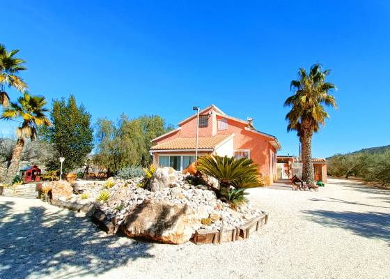 Villa - Resale - Hondón de los Frailes - Hondón de los Frailes