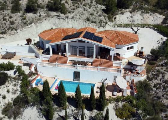 Villa - Resale - Petrer - Petrer