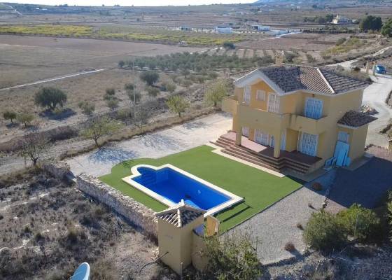 Villa - Resale - Pinoso - Pinoso