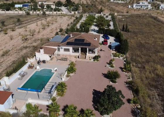 Villa - Resale - Pinoso - Pinoso