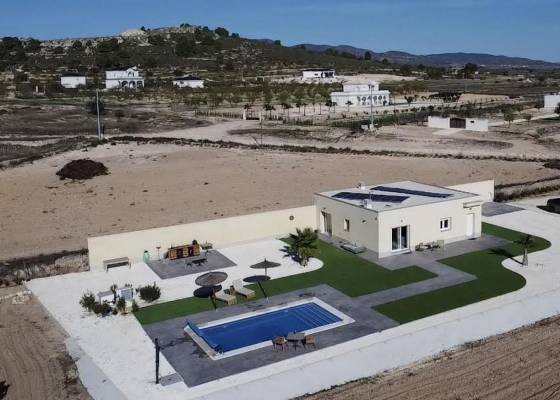 Villa - Resale - Pinoso - Pinoso
