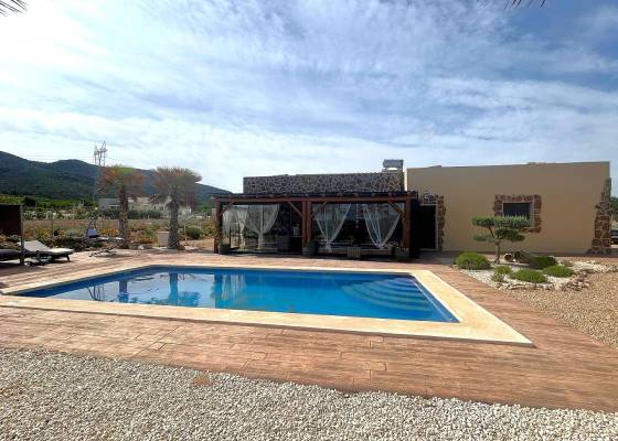 Villa - Resale - Salinas - Salinas