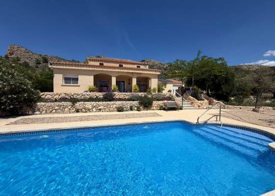 Villa - Resale - Sax - Sax