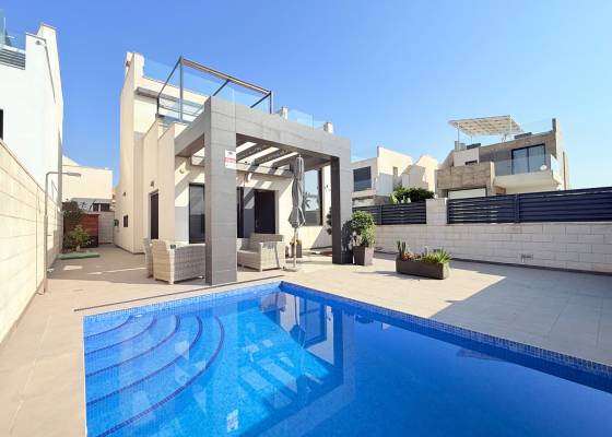 Villa - Revente - Ciudad Quesada - Pueblo Bravo