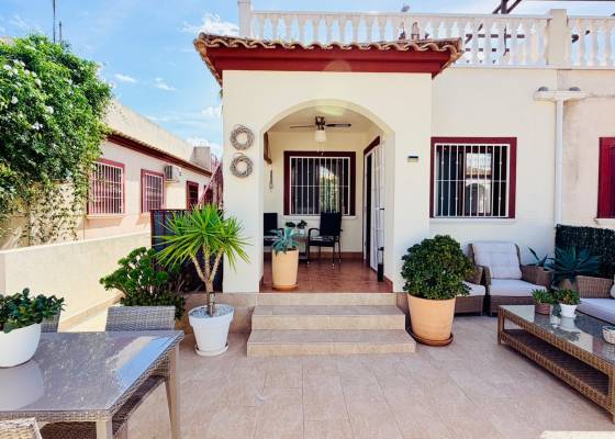 Villa - Revente - Daya Vieja - Daya Vieja