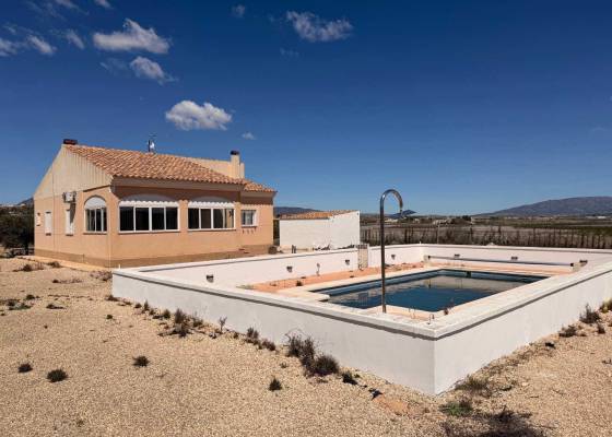 Villa - Revente - Pinoso  - Pinoso