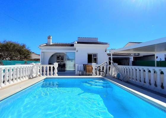 Villa - Revente - Torrevieja - Torrevieja