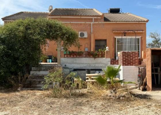 Villa - Venta - Hondón de las Nieves - Hondón de las Nieves
