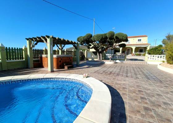 Villa - Venta - Hondón de los Frailes - Hondón de los Frailes