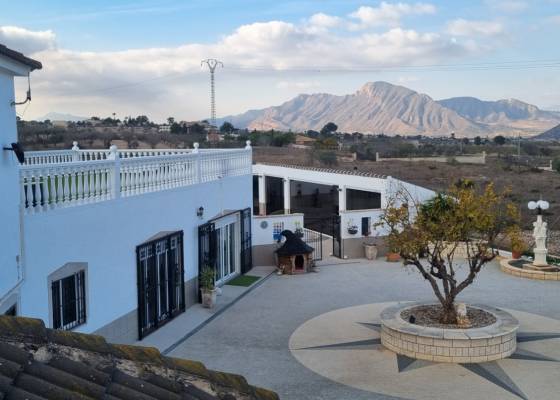 Villa - Venta - Hondón de los Frailes - Hondón de los Frailes