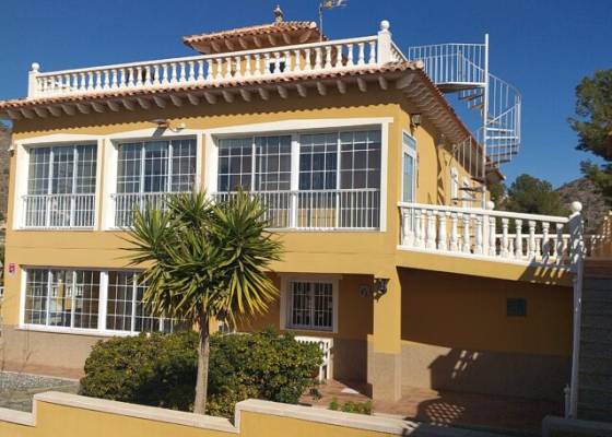 Villa - Venta - Macisvenda - Macisvenda