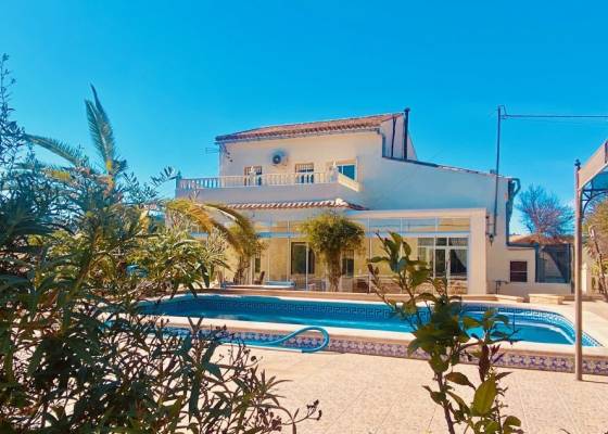 Villa - Wederverkoop - El Cantón - AMC-BB1924