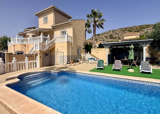Villa - Wederverkoop - Hondón de las Nieves - Hondón de las Nieves