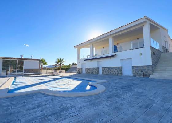 Villa - Wederverkoop - La Romana - AM-LRKEV