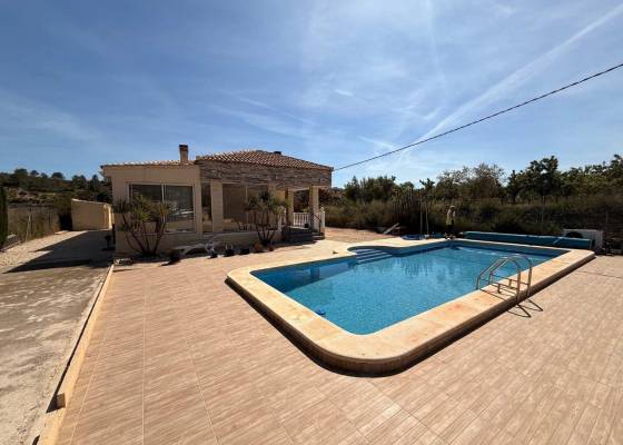 Villa - Wederverkoop - Macisvenda - Macisvenda