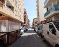 Wederverkoop - Apartment / flat - Torrevieja - Centro