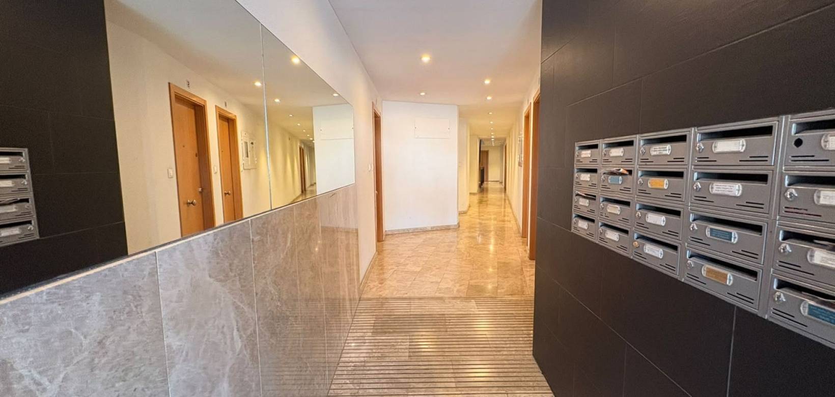 Wederverkoop - Appartement - 
