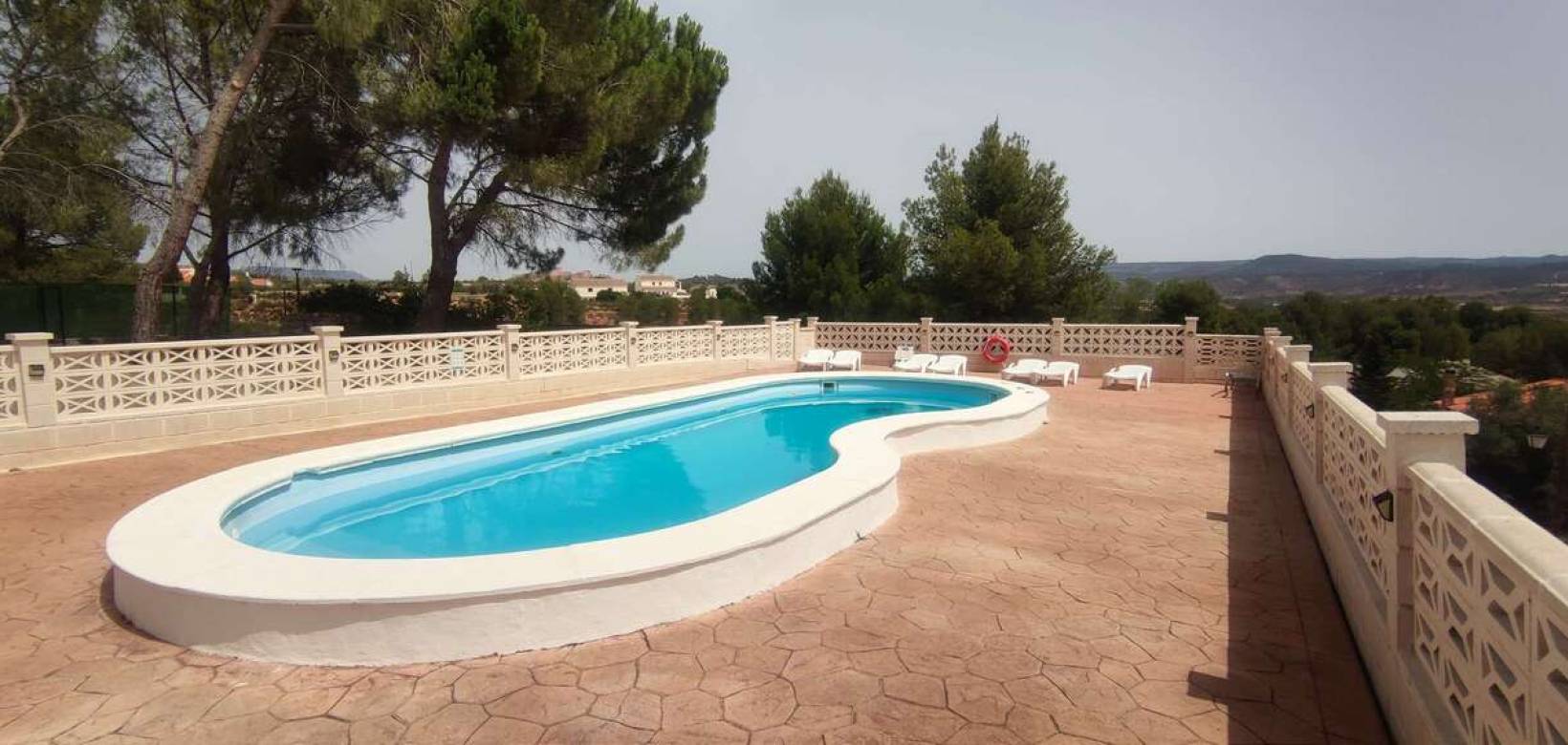 Wederverkoop - Commercieel - Ayora