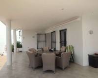 Wederverkoop - Commercieel - Ayora