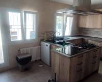 Wederverkoop - Commercieel - Ayora